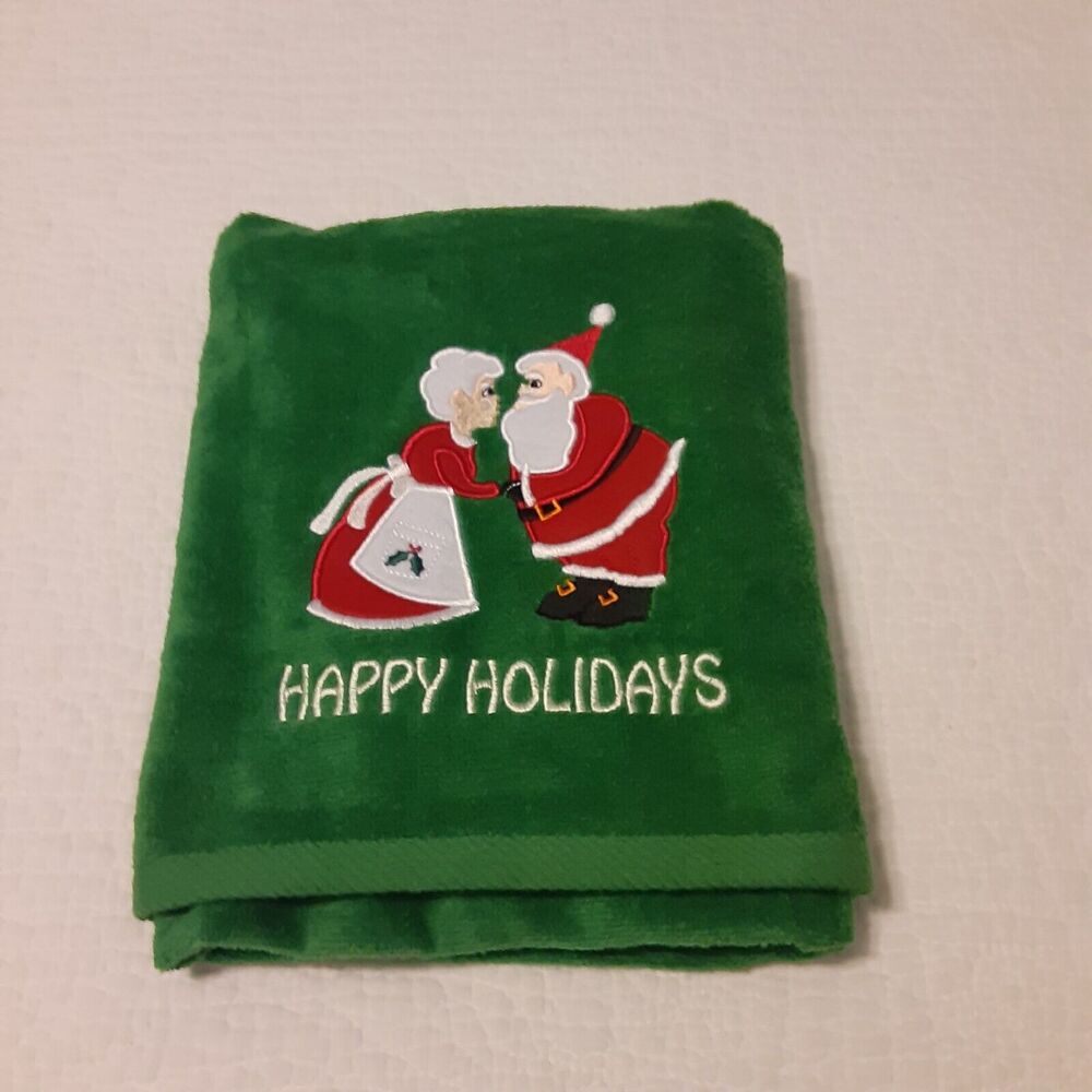 Vintage Mr & Mrs Santa Claus Bath Towel Christmas NWT